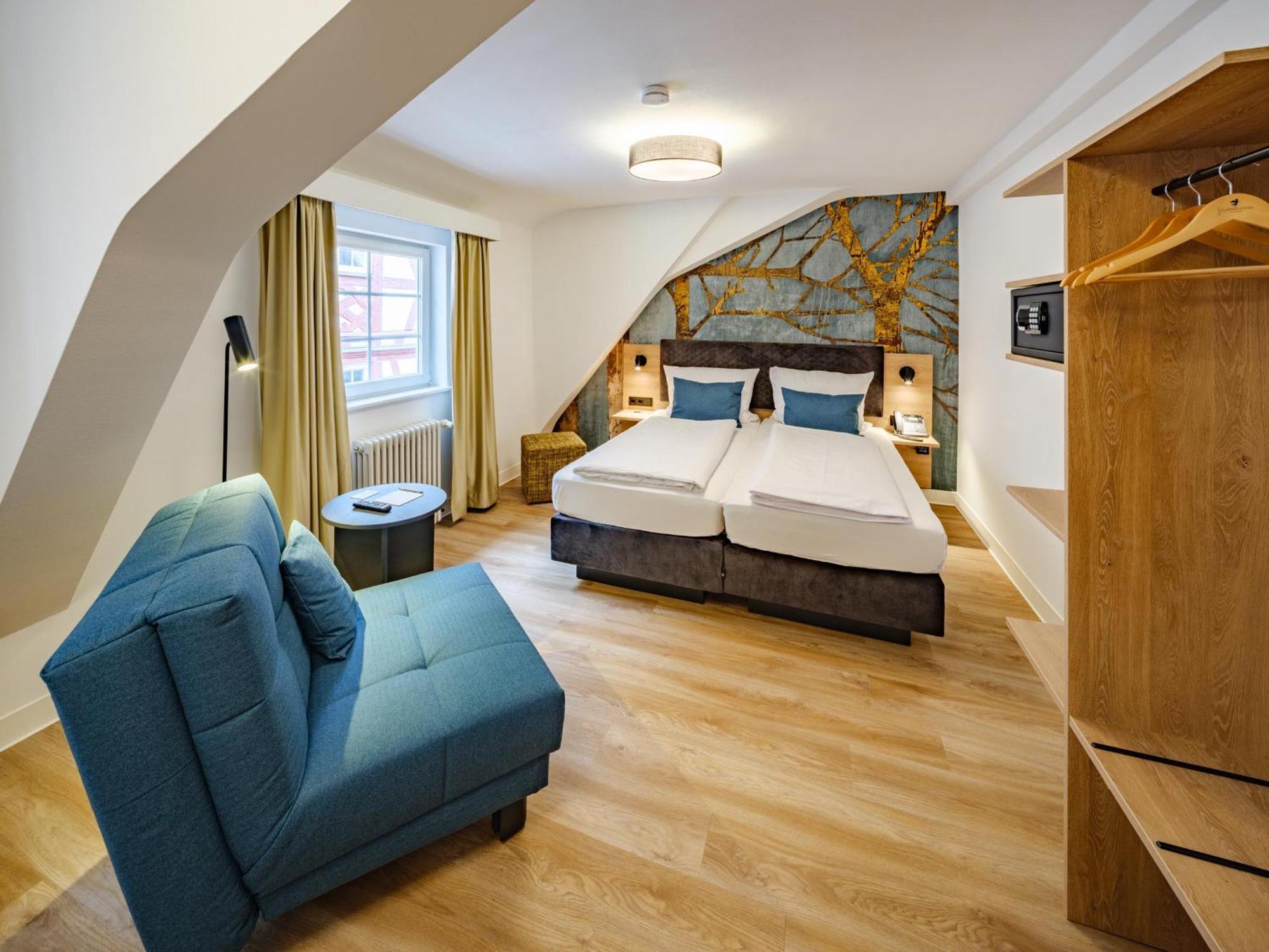 Hotel Restaurant Goldener Engel Heppenheim  Экстерьер фото